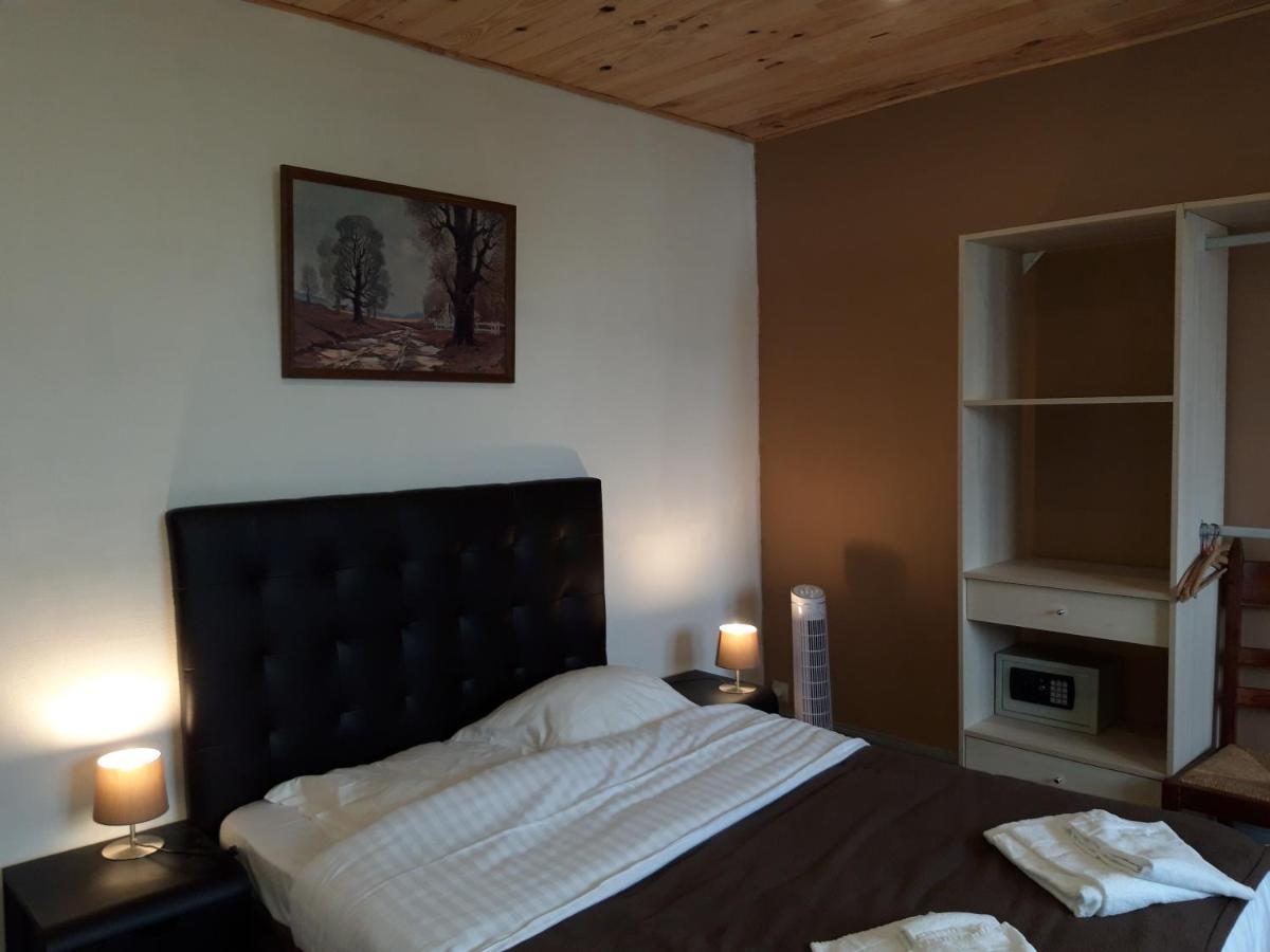 Les Buissonnets Apartman Saint-Honoré Kültér fotó