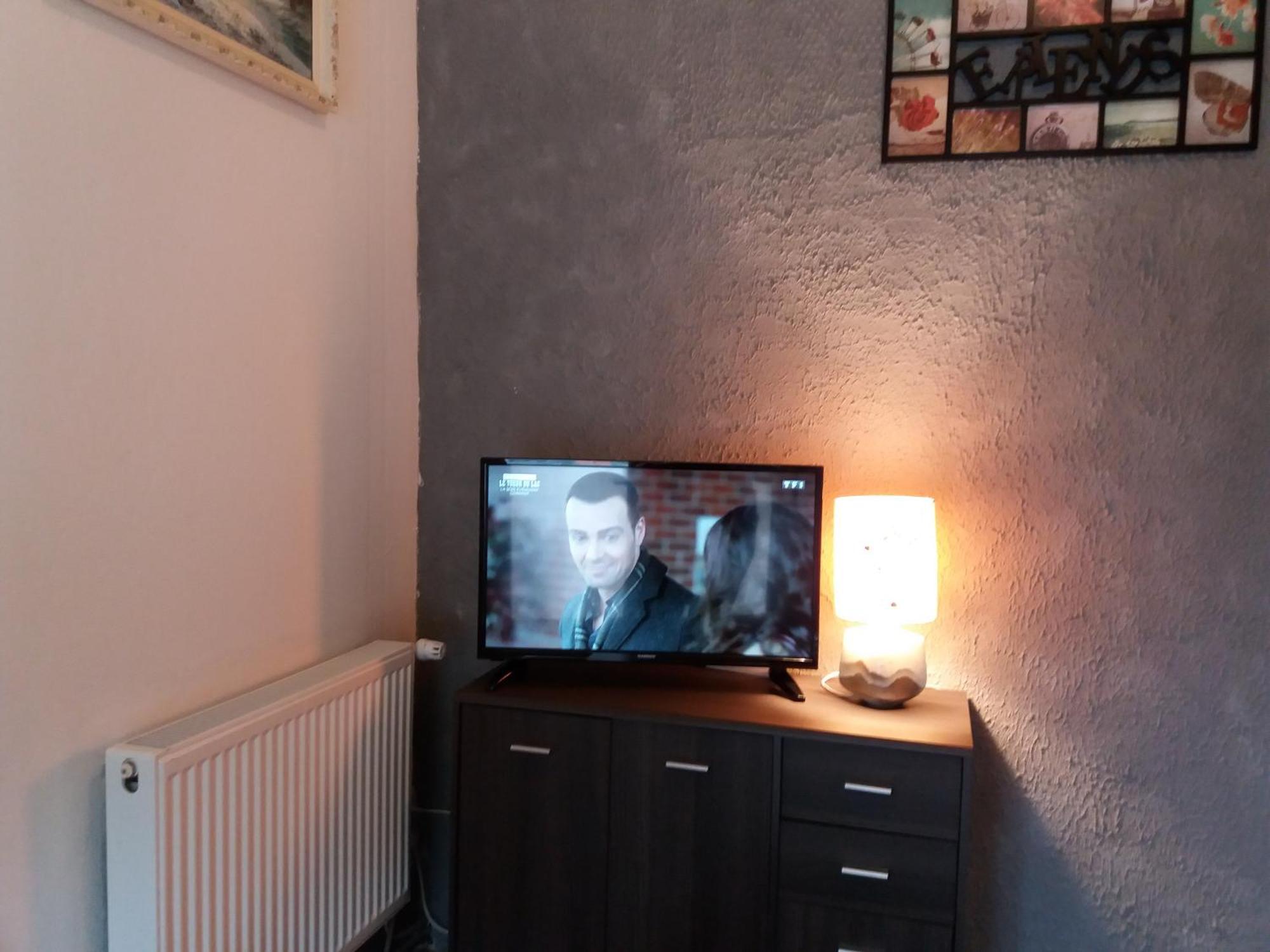 Les Buissonnets Apartman Saint-Honoré Szoba fotó